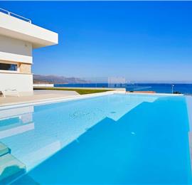 3 bedroom villa with pool & sea views, Alcamo Marina, sleeps 6-7